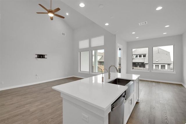 2228 Santa Isabella DR, Leander, TX 78641