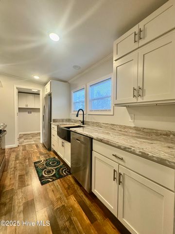 108-2 Jenkins Road, Jacksonville, NC 28540