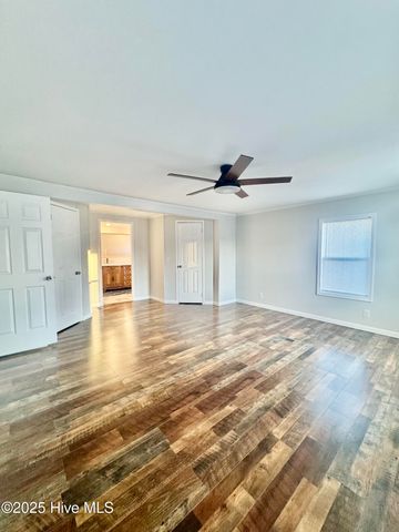 108-2 Jenkins Road, Jacksonville, NC 28540