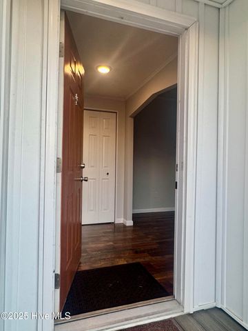 108-2 Jenkins Road, Jacksonville, NC 28540