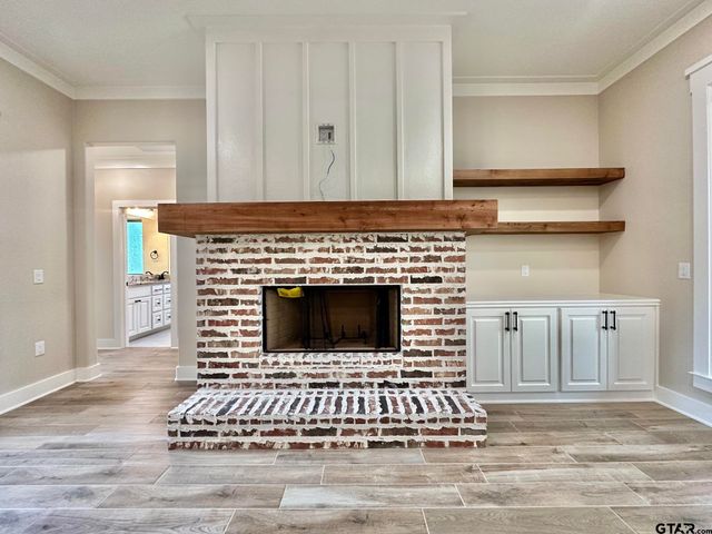 215 Clara Ln, Kilgore, TX 75662
