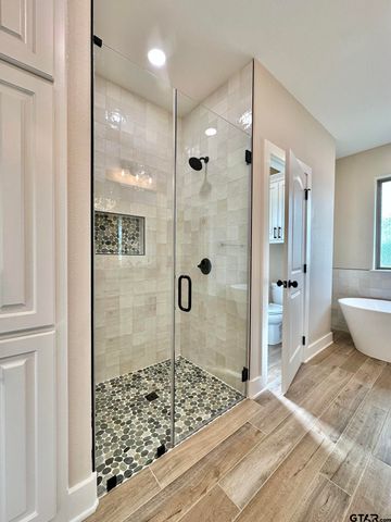 215 Clara Ln, Kilgore, TX 75662