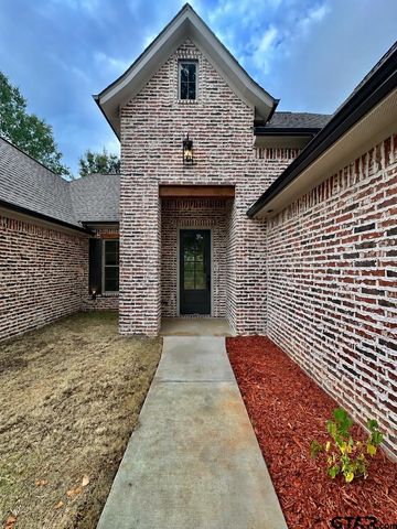 215 Clara Ln, Kilgore, TX 75662