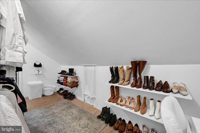 412 E BACON ST, Pottsville, PA 17901