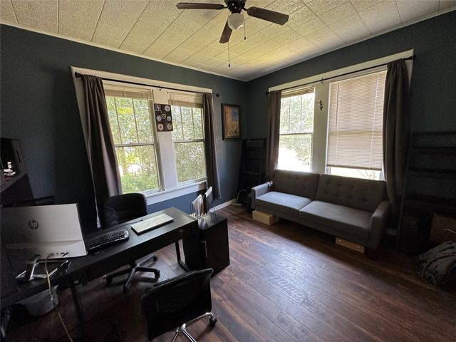 620 N 5th Street, Silsbee, TX 77656