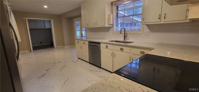 2840 30th, Northport, AL 35476