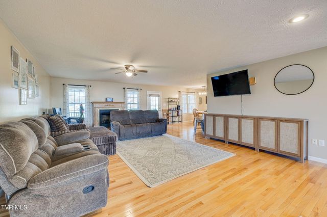 300 Riverview Drive, Church Hill, TN 37642