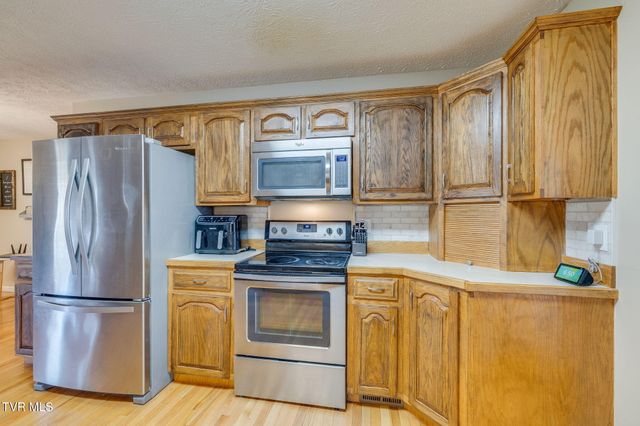 300 Riverview Drive, Church Hill, TN 37642