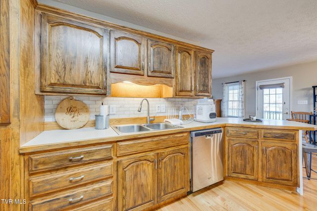 300 Riverview Drive, Church Hill, TN 37642