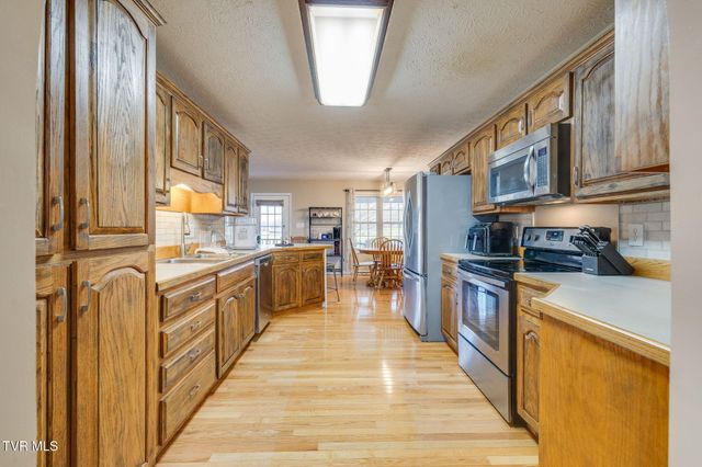 300 Riverview Drive, Church Hill, TN 37642