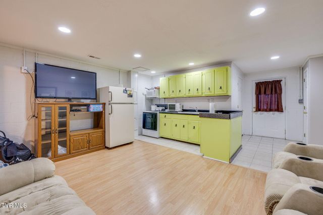 300 Riverview Drive, Church Hill, TN 37642