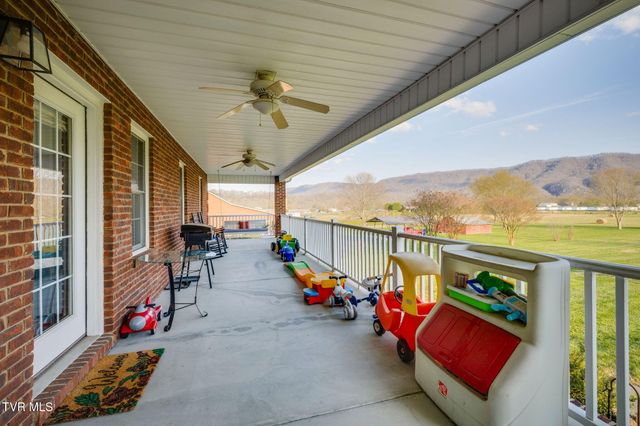 300 Riverview Drive, Church Hill, TN 37642