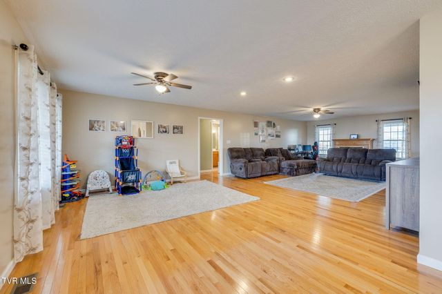 300 Riverview Drive, Church Hill, TN 37642