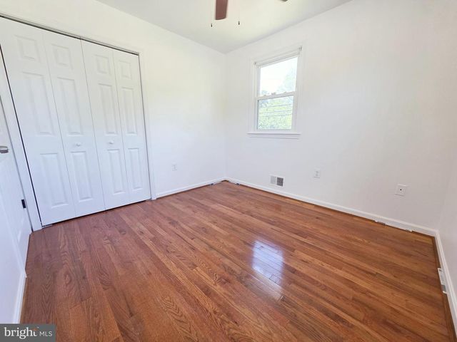 6300 AUTH RD, Suitland, MD 20746