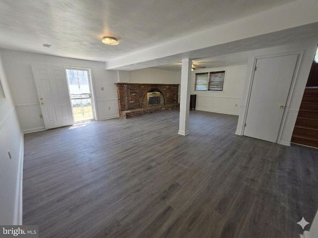 6300 AUTH RD, Suitland, MD 20746