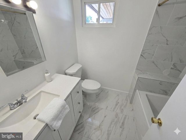 6300 AUTH RD, Suitland, MD 20746