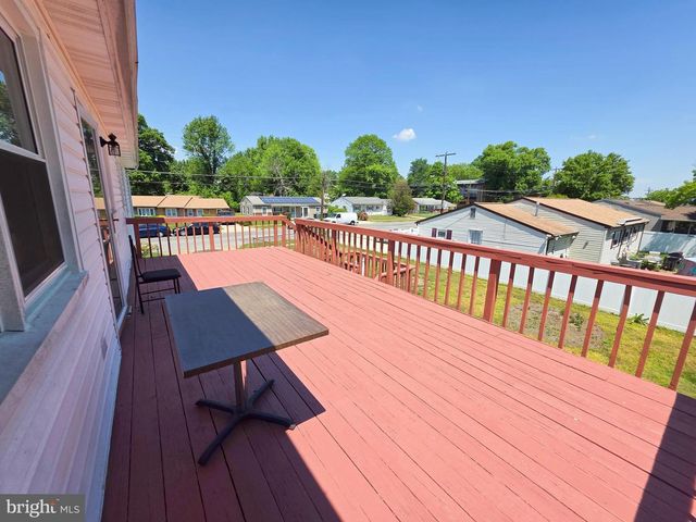 6300 AUTH RD, Suitland, MD 20746