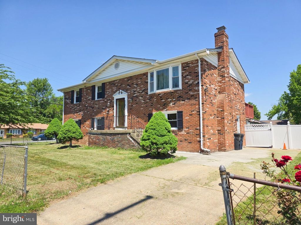 6300 AUTH RD, Suitland, MD 20746