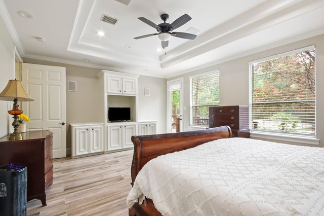 103 Fish Creek Court, Montgomery, TX 77316