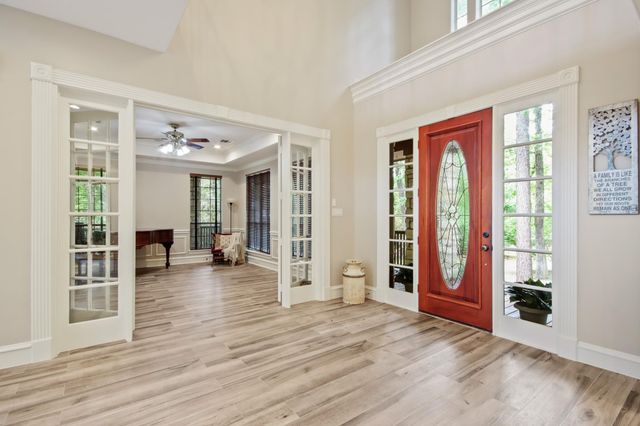 103 Fish Creek Court, Montgomery, TX 77316