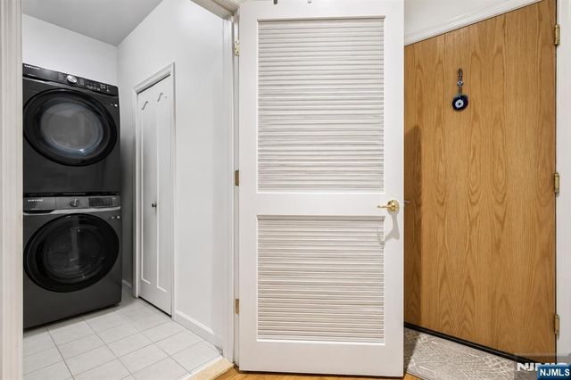 528 52nd Street 201, West New York, NJ 07093