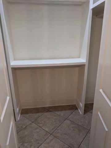 1812 Ashley Hall Way, Tallahassee, FL 32308