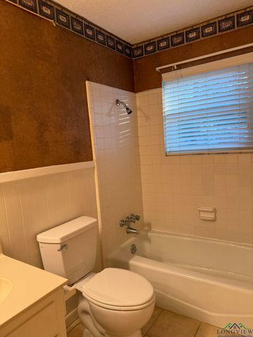 214 IVY LANE, Longview, TX 75605