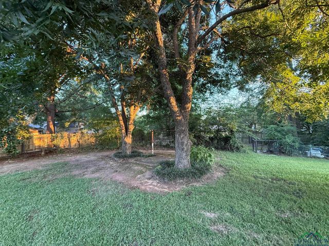 214 IVY LANE, Longview, TX 75605