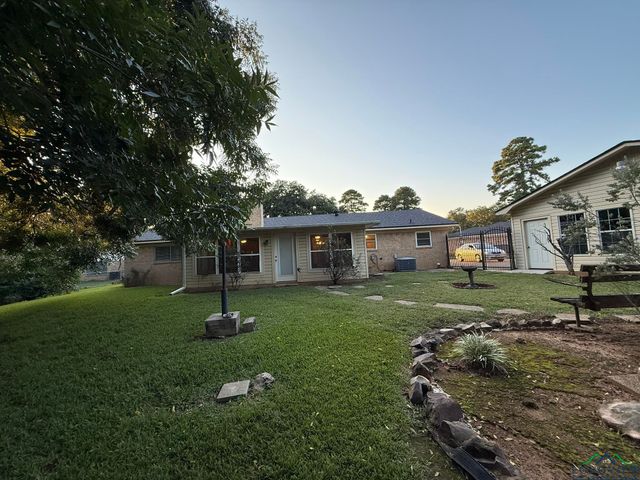 214 IVY LANE, Longview, TX 75605