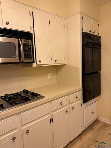 214 IVY LANE, Longview, TX 75605