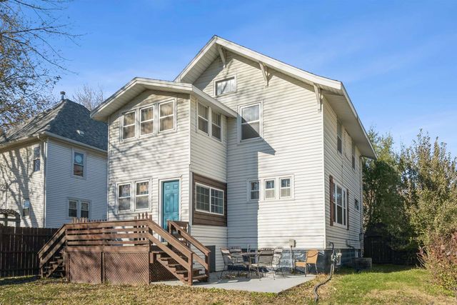 16 NW 5th Street, Oelwein, IA 50662