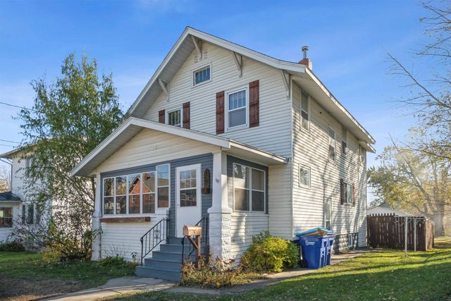 16 NW 5th Street, Oelwein, IA 50662