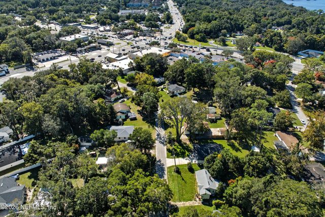 1546 RIVER HILLS Circle W, Jacksonville, FL 32211