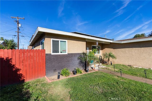722 S Sycamore, Rialto, CA 92376
