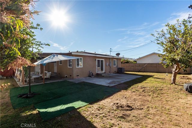 722 S Sycamore, Rialto, CA 92376