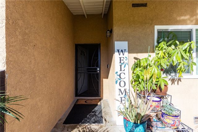 722 S Sycamore, Rialto, CA 92376