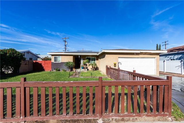 722 S Sycamore, Rialto, CA 92376