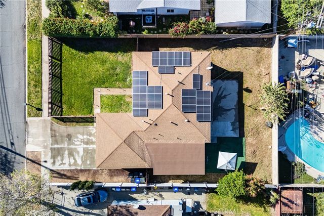 722 S Sycamore, Rialto, CA 92376