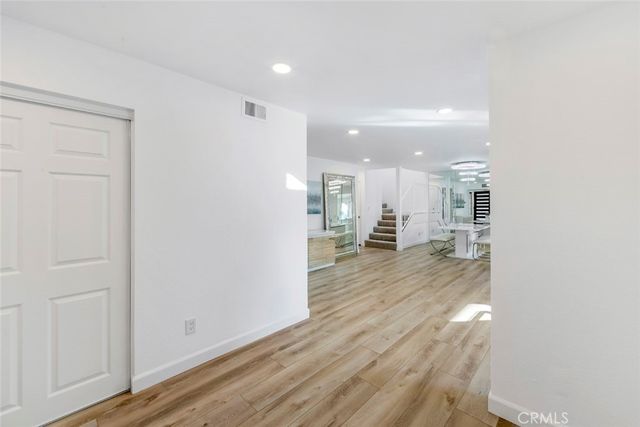 918 Hyde Court, Costa Mesa, CA 92626