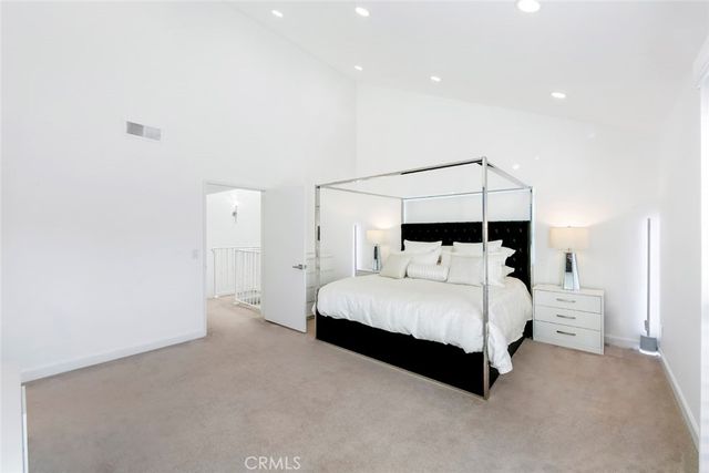 918 Hyde Court, Costa Mesa, CA 92626