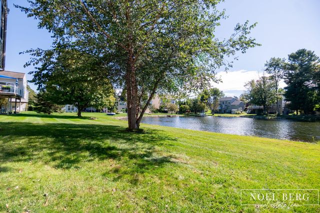 15 W Watershore Drive, Muskegon, MI 49444