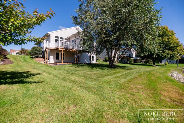 15 W Watershore Drive, Muskegon, MI 49444