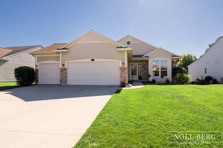 15 W Watershore Drive, Muskegon, MI 49444