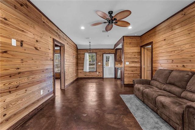 23532 Dunbar Road, Robertsdale, AL 36567