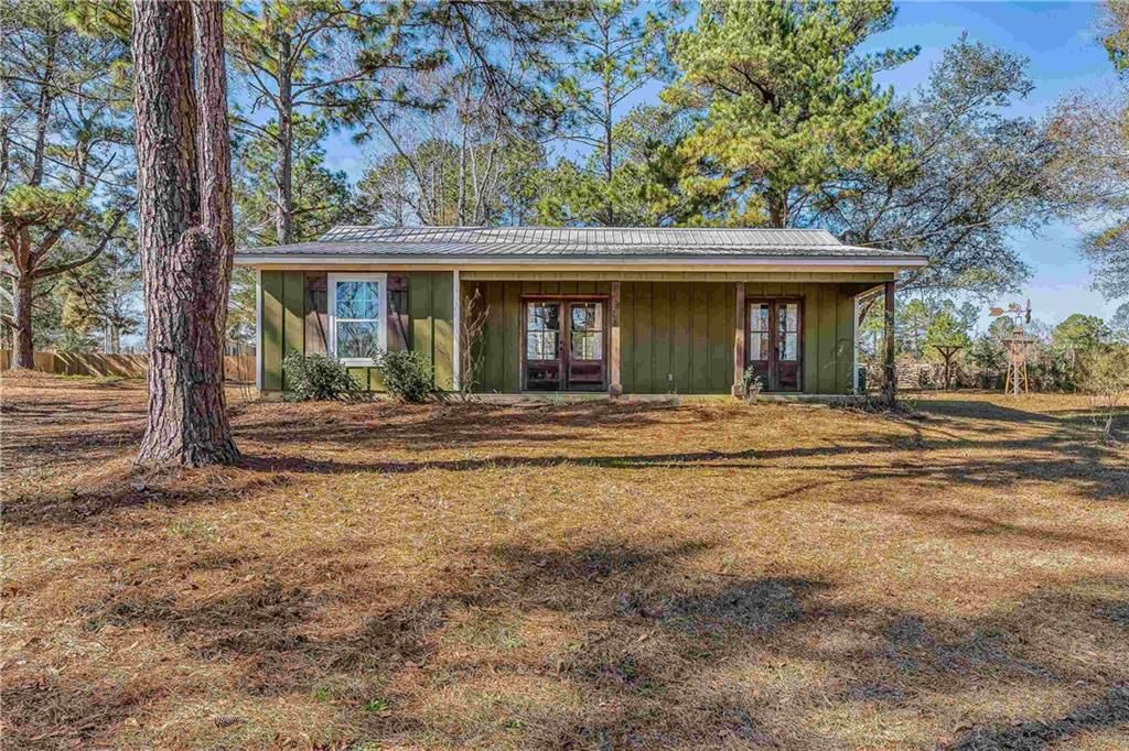 23532 Dunbar Road, Robertsdale, AL 36567