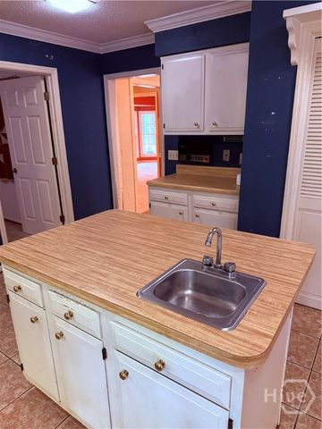18 Monastery Road, Savannah, GA 31411