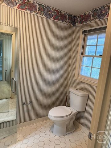 18 Monastery Road, Savannah, GA 31411