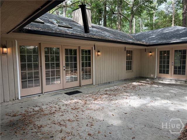 18 Monastery Road, Savannah, GA 31411