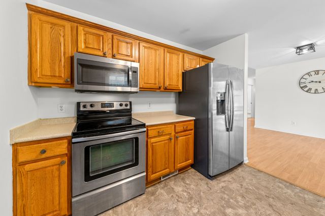 824 Mulberry Dr, Columbia, TN 38401
