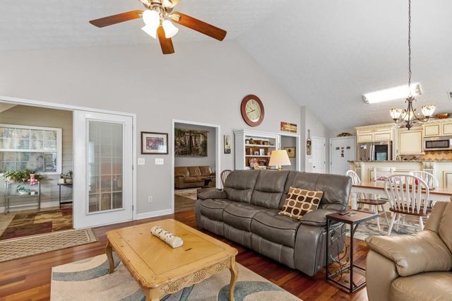 5780 Newberry Point Drive, Flowery Branch, GA 30542